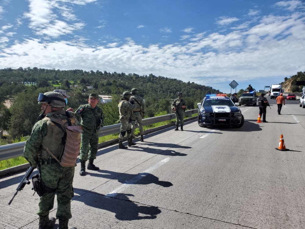 Operativo conjunto estado-federación frustra robo de cuatro tractocamiones en Sanctórum